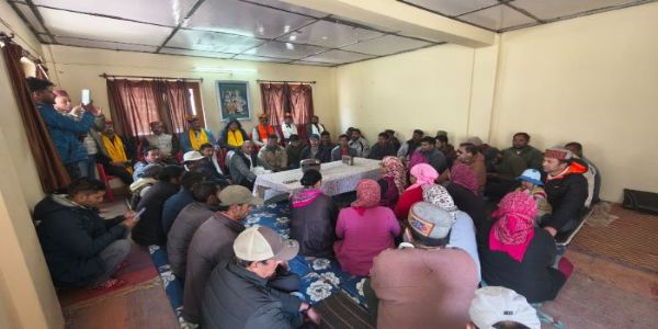 नजातीय क्षेत्रों में स्वास्थ्य सेवाएं और सड़कें बदहाल, बर्फबारी से पहले सुधार करे सरकार : श्रीकांत शर्मा
