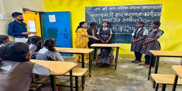 सूरजपुर के स्कूल में भूकंप से बचाव की मॉकड्रिल, बच्चों को सिखाए गए सुरक्षा के तरीके