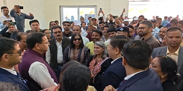 पिथौरागढ़ मेडिकल कॉलेज के निर्माण कार्यों में गुणवत्ता से समझौता न हो : धामी