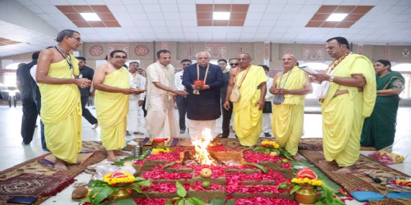 सूरत में ₹125 करोड़ की लागत से बनेगा इस्कॉन वराछा मंदिर,मुख्यमंत्री भूपेंद्र पटेल ने किया शिलाओं का पूजन