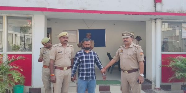गजब का खेल ! खुद को मुर्दा घोषित कर बच रहा था हत्या का आरोपित गिरफ्तार, बकरे की लाश जलाकर बनवाया था मृत्यु प्रमाण पत्र