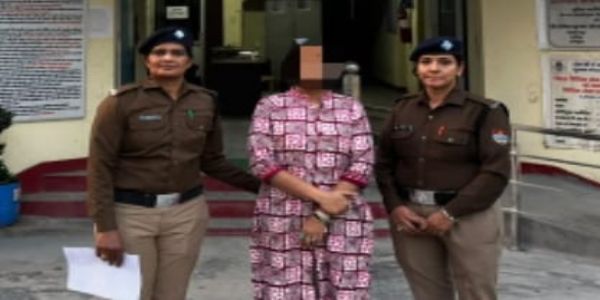 सुरेश राठौर की बेटी की शिकायत पर अभिनेत्री उर्मिला गिरफ्तार