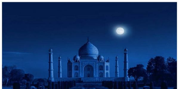 आज रात शरद पूर्णिमा की धवल चांदनी में डूबे ताज को निहारेंगे सैलानी