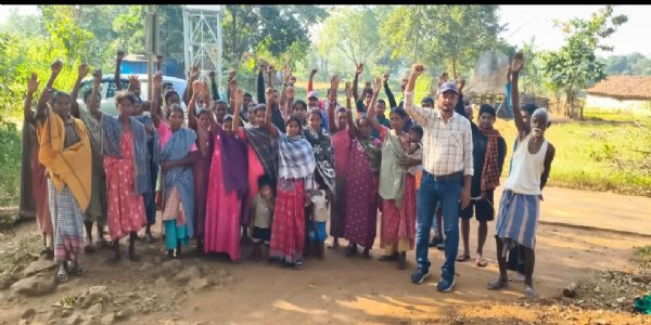 बंद खदानों को चालू करने और स्थानीय रोजगार की मांग को लेकर 28 अक्टूबर को नोवामुंडी में धरना