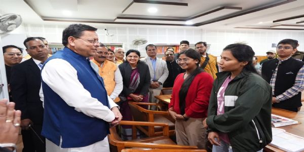 मुख्यमंत्री ने रुद्रप्रयाग में पुल-सुरंग परियोजना का किया निरीक्षण