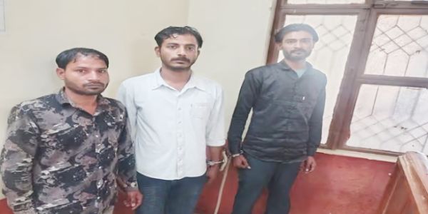 हत्या कर शव जलाने वाले पड़ोसी समेत तीन दोषियों को उम्रकैद, 12-12 हजार रुपये का जुर्माना