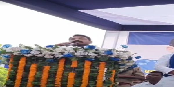 नौजवान डिग्रियां लेकर घूम रहे, रोजगार नहीं; सरकार स्कूल बंद कर शराब की दुकानें खुलवा रही : चंद्रशेखर आजाद