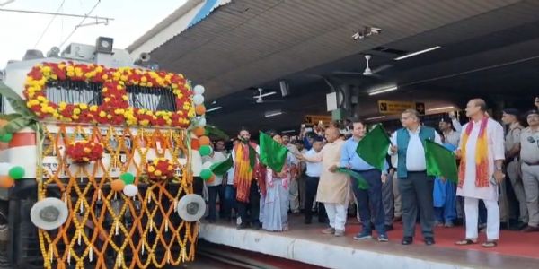 टाटानगर से जयपुर के लिए नई ट्रेन शुरू, सप्ताह में एक दिन चलेगी संतरागाछी-खातीपुरा एक्सप्रेस