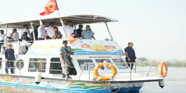 (लीड) ‘नमो यमुना रिवर सफारी’ का ट्रायल रन शुरू, मुख्यमंत्री ने किया निरीक्षण