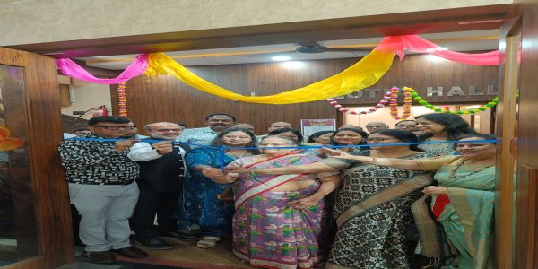 सिंहभूम चेंबर के दिवाली ट्रेड फेयर में महिला उद्यमियों के उत्पादों की धूम