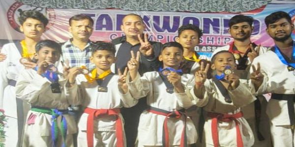 ताइक्वांडो में मीरजापुर के खिलाड़ियों का जलवा, सभी खिलाड़ियों ने जीते पदक