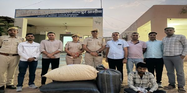 पंचायत चुनाव : डीएसटी जोधपुर ग्रामीण ने टीनशेड में छुपाकर रखा 59.100 किलोग्राम अवैध डोडा पोस्त जब्त किया