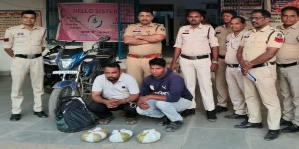 गांजा तस्करी में दो आरोपित गिरफ्तार, करीब तीन किलो गांजा और मोटरसाइकिल जब्त