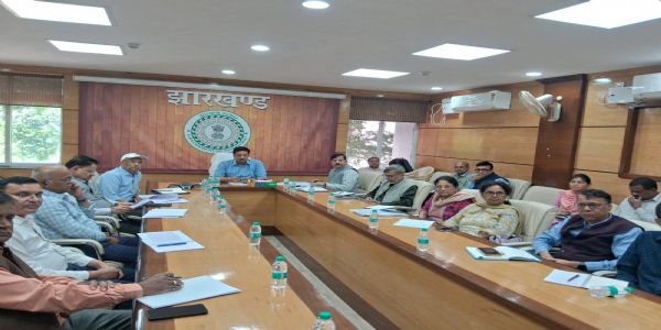 टीबी मुक्त भारत अभियान के तहत 24 घंटे में सूचनाएं करें अपडेट : सचिव