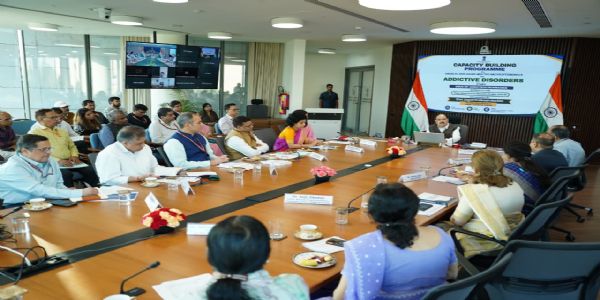 केन्द्रीय स्वास्थ्य मंत्री जे पी नड्डा केन्द्रीय स्वास्थ्य मंत्री जे पी नड्डा