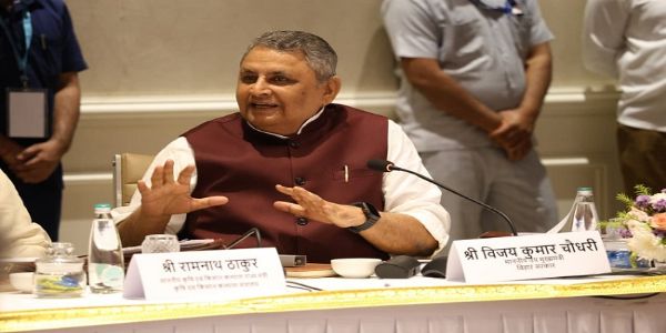 गंगा बाढ़ नियंत्रण बोर्ड की 19वीं बैठक में उप मुख्यमंत्री-सह- जल संसाधन मंत्री (बिहार) विजय कुमार चौधरी अपने विचाय व्यक्त करते हुए गंगा बाढ़ नियंत्रण बोर्ड की 19वीं बैठक में उप मुख्यमंत्री-सह- जल संसाधन मंत्री (बिहार) विजय कुमार चौधरी अपने विचाय व्यक्त करते हुए