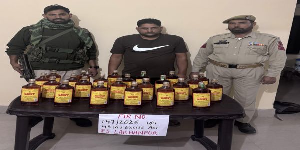 धनोड़ में अवैध शराब बरामद, एक गिरफ्तार