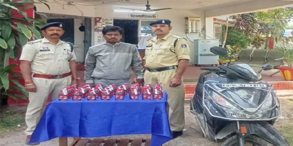 40 पौवा देशी प्लेन अवैध शराब का परिवहन करने वाला एक आरोपित गिरफ्तार