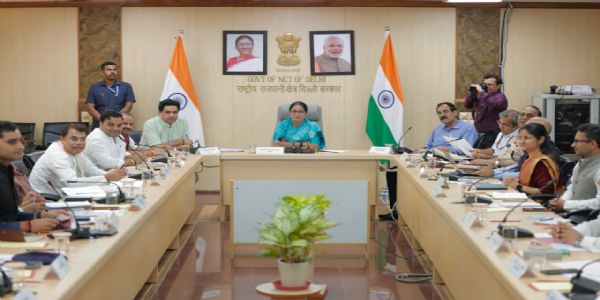 छठ पर दिल्ली में बनेंगे 1400 से अधिक घाट, सीएम ने दिए 6 नवंबर तक तैयारी पूरी करने के निर्देश