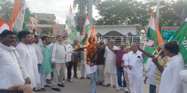 खड़गे के बयान पर भाजपा का विरोध दोहरा मापदंड, दलित सम्मान के मुद्दे पर भी जवाब दे पार्टी : अनुपम
