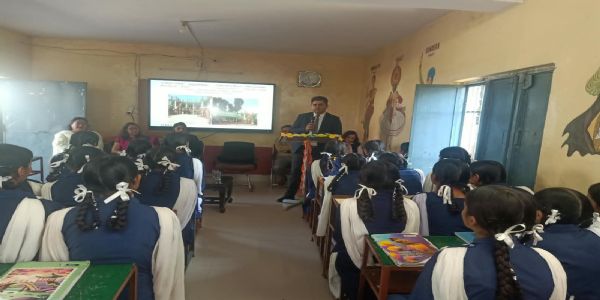 ‘सुरक्षित बचपन अभियान’ के तहत स्कूली विद्यार्थियों को किया जागरूक