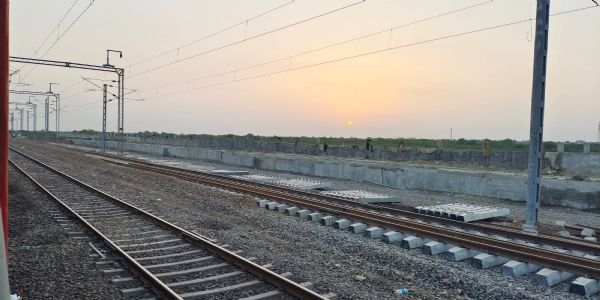 फुलेरा-मदार रेलखंड पर 11 घंटे का मेगा ट्रैफिक ब्लॉक लेकर किए महत्वपूर्ण अनुरक्षण एवं विकास कार्य