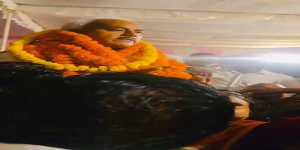वाराणसी खंड शिक्षक निर्वाचन क्षेत्र से सपा के लाल बिहारी यादव जीते, स्नातक क्षेत्र की मतगणना में भी बढत