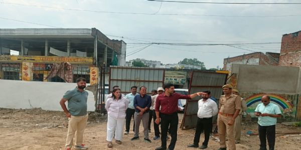 वाराणसी नगर निगम की पहल : पुराने इलेक्ट्रॉनिक कचरे से अब घर बैठे मिलेगा 