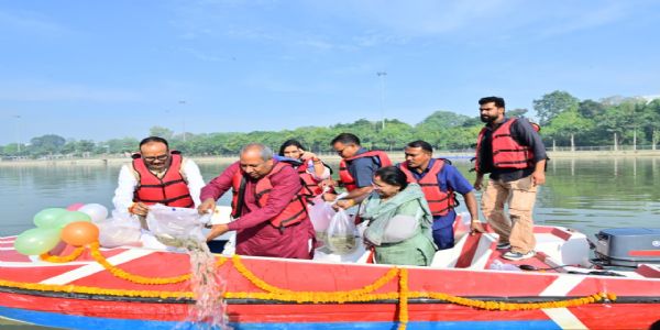 गोमती नदी का संरक्षण एवं जलीय जैव विविधता का संवर्धन हमारी सामूहिक जिम्मेदारी : ब्रजेश पाठक