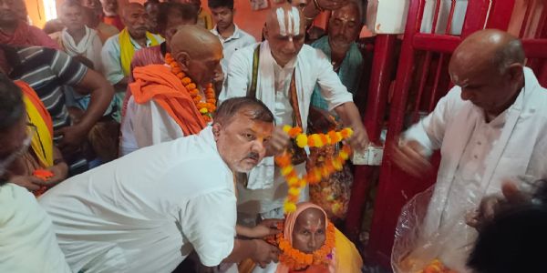 रामभूषण भवन मंदिर के नए महंत बने विनोद दास