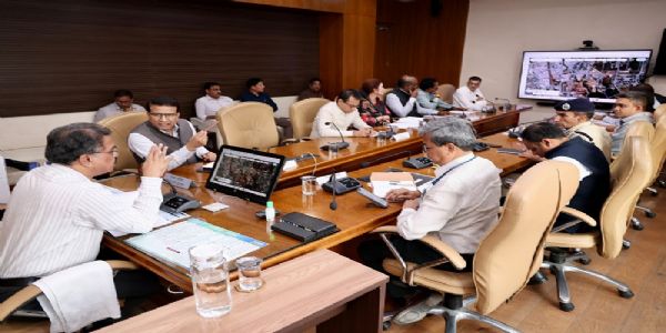 मप्रः मुख्य सचिव ने की आर्मी डे परेड की तैयारियों की समीक्षा, उत्कृष्ट व्यवस्थाएं करने के दिए निर्देश