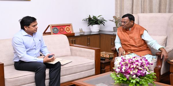 चक्रवात अर्नब को लेकर राज्यपाल ने शून्य जनहानि सुनिश्चित करने के दिए निर्देश