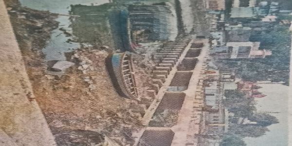 चित्रकूट में दीपावली मेले से पहले मंदाकिनी के घाटों पर गंदगी, व्यवस्थाओं को लेकर नाराजगी