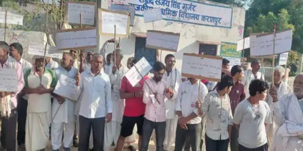 राजस्थान पंचायत चुनाव: दूसरे चरण में 22 जिलों में मतदान जारी, कई बूथों पर ईवीएम खराब होने से बाधित हुई वोटिंग