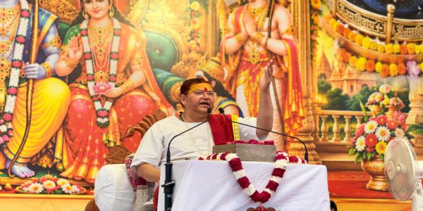 श्रीमद्भागवत और रामचरितमानस ही भवसागर से पार लगाने का माध्यम : अतुल कृष्ण महाराज