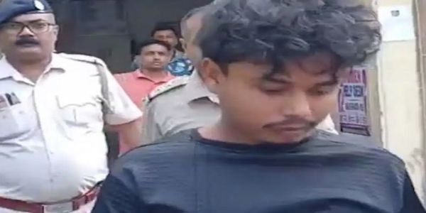 गाईघाटा एनकाउंटर : आरोपित प्रह्लाद की मां ने पुलिस की थ्योरी पर उठाए सवाल, न्याय और मुआवजे की मांग की