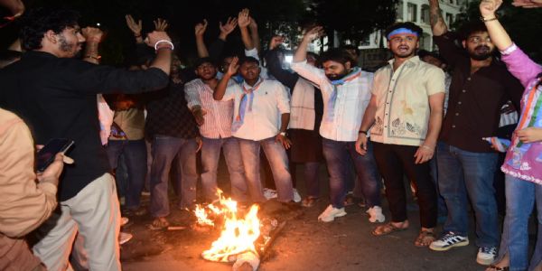 मप्र से हरदीप सिंह पुरी की राज्यसभा उम्मीदवारी के विरोध में एनएसयूआई का प्रदर्शन, पुतला फूंका