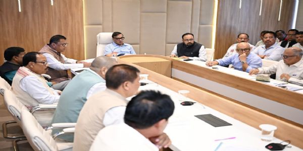 असम के मुख्यमंत्री ने जनजातीय भूमि अधिकारों और मिशन बसुंधरा की समीक्षा की