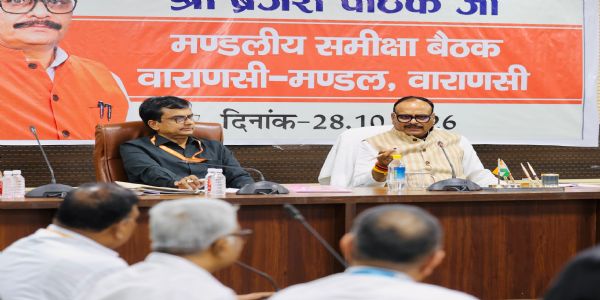 स्वास्थ्य परियोजनाओं में देरी पर नाराज हुए उप मुख्यमंत्री, समयबद्ध निर्माण कार्य पूरा करने के निर्देश