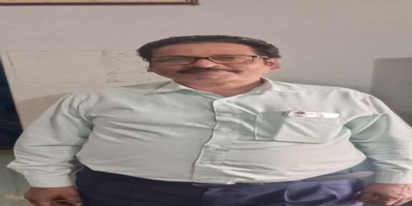 प्रयागराज: सड़क हादसे में महाविद्यालय के लिपिक की मौत