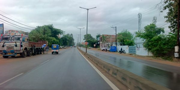 धमतरी : चक्रवाती तूफान ‘अर्नब’ का असर, सुबह से रिमझिम बारिश , धान फसल पर संकट