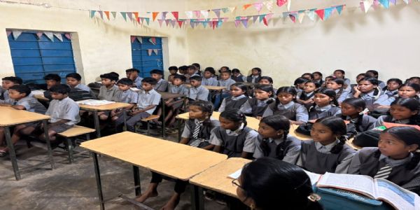 सूरजपुर के स्कूलों में ई-कचरा प्रबंधन की दी गई जानकारी, विद्यार्थियों को बताया 3R सिद्धांत का महत्व