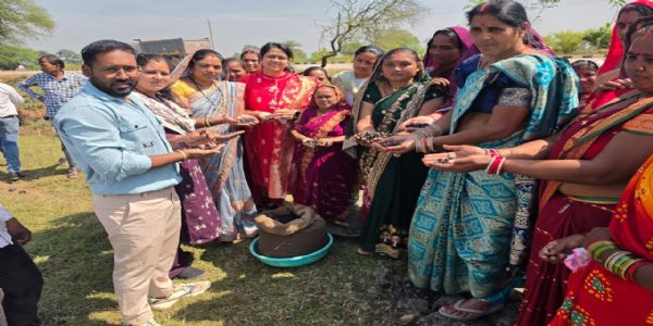 छत्तीसगढ़ में मखाना की खेती से किसानों को प्रति एकड़ ₹70,000 तक हो रहा मुनाफा