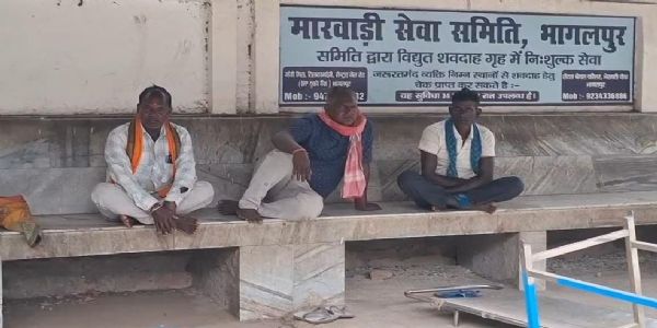 मैच देखकर लौट रहे युवक की सड़क हादसे में मौत, परिवार में कोहराम