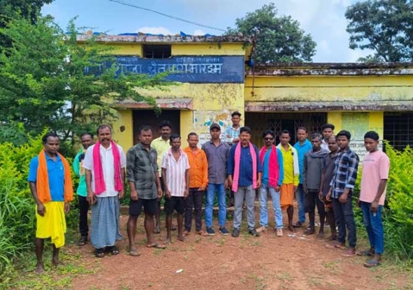 मारडूम के जर्जर स्कूल भवन में 2023 से पढा़ई हुई बंद, नए स्कूल भवन निर्माण की मांग