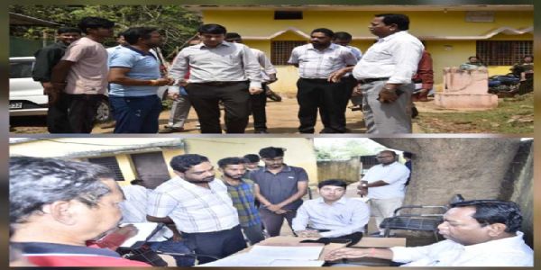 बस्तर कलेक्टर-कमिश्नर ने डोंगाघाट पहुंचकर राजस्व कैंप कार्यालय की व्यवस्थाओं का लिया जायजा