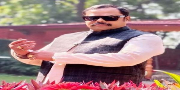ठुकरा के मेरा प्यार-2’ : राजनीतिक दांव-पेंच के मास्टरमाइंड दद्दू प्रसाद के किरदार में छा गए पूर्णिया के रवि  साह