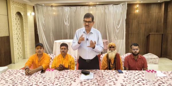 वाराणसी: पूर्व सीबीआई निदेशक एम. नागेश्वर राव की सक्रिय राजनीति में एंट्री