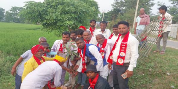 सुपौल में जीतन राम मांझी का जन्मदिन मनाया, कार्यकर्ताओं ने दी बधाई