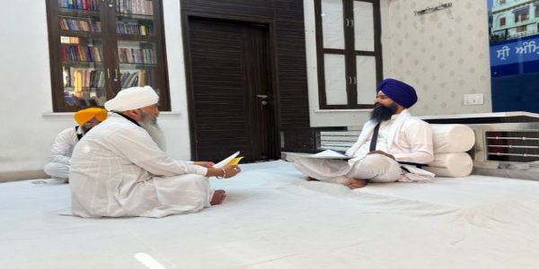 मुख्यमंत्री मान से मुलाकात पर बाबा लखा सिंह ने अकाल तख्त को सौंपा स्पष्टीकरण, मांगी माफी